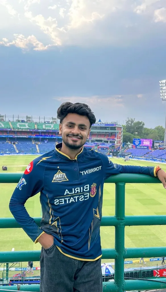 Abhishek Pandey at Arun Jaitley Stadium during IPL 2026 GT vs DC fixture