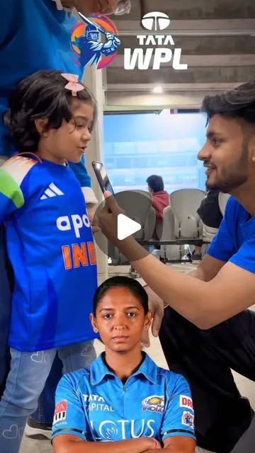 Harmanpreet Fan is cuteee 🎀 (WPL)
